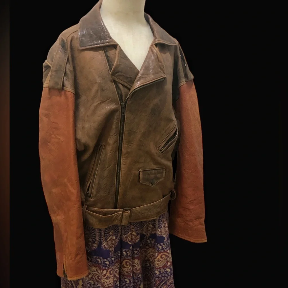 Vintage 90’s DKNY Leather Bomber Jacket S-M - Picture 2 of 13